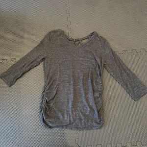 Quarter sleeve maternity top